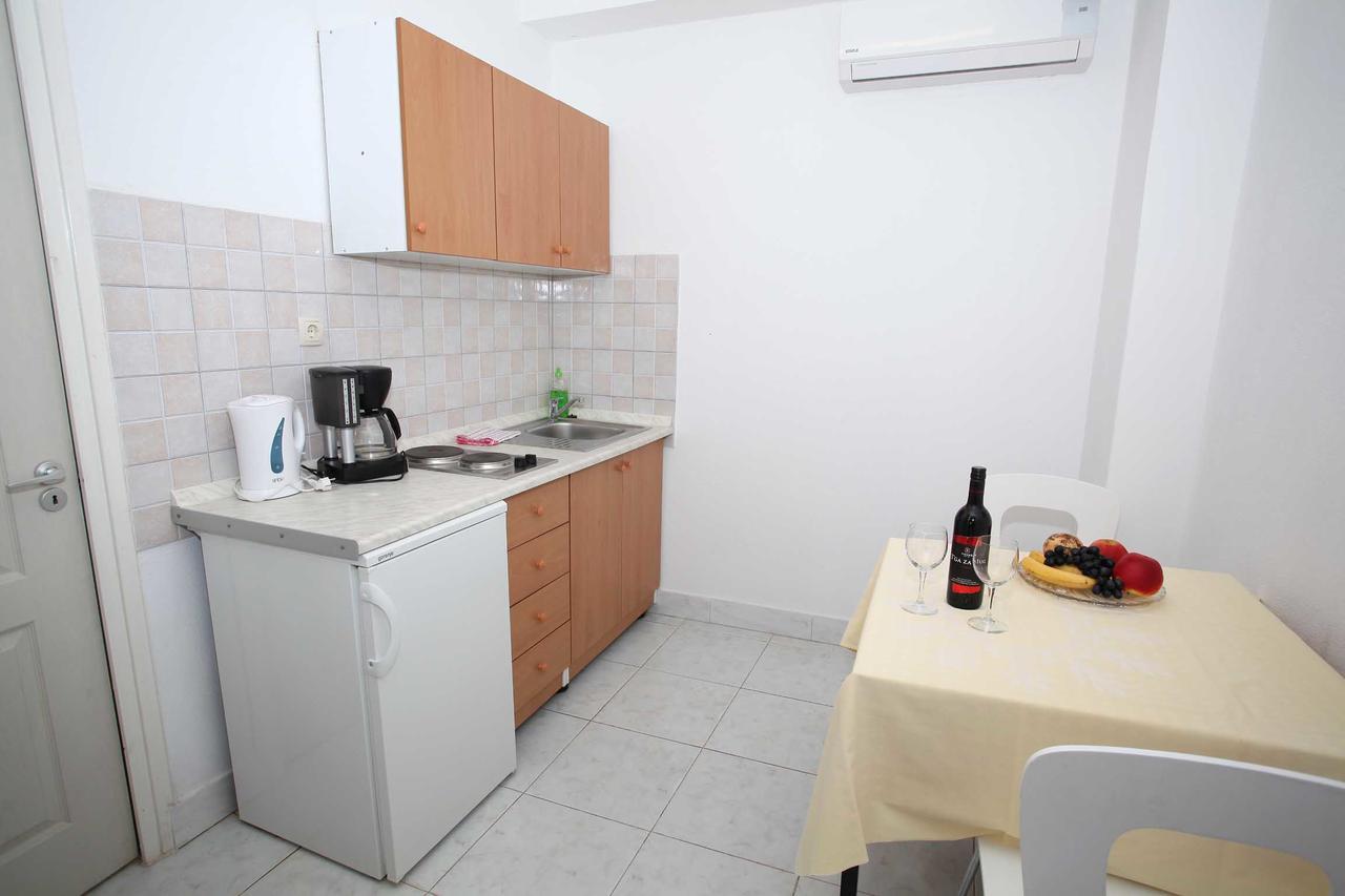 Apartments Kovacic Макарська Екстер'єр фото